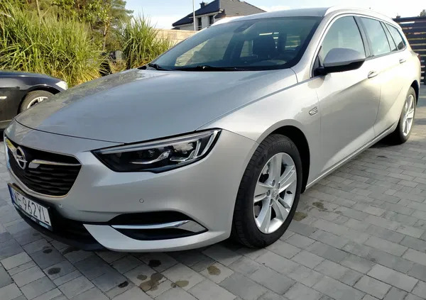 opel Opel Insignia cena 57999 przebieg: 198000, rok produkcji 2019 z Białobrzegi